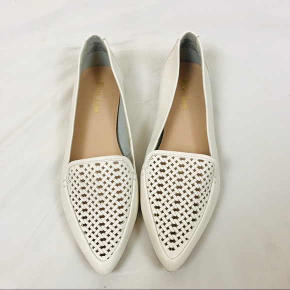 Vintage pointed toe solid white leather flats - Picture 2 of 10